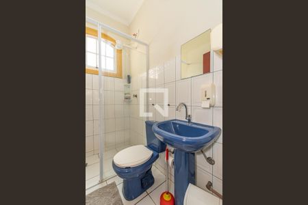 Casa para alugar com 305m², 6 quartos e 4 vagasBanheiro 3