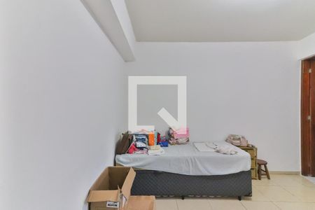 Casa à venda com 212m², 6 quartos e 2 vagasSuíte