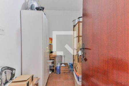 Casa à venda com 212m², 6 quartos e 2 vagasQuarto 6 Serviço