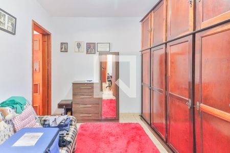Casa à venda com 212m², 6 quartos e 2 vagasSuíte 02