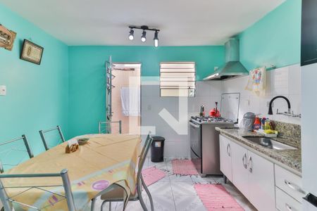 Casa à venda com 212m², 6 quartos e 2 vagasCozinha