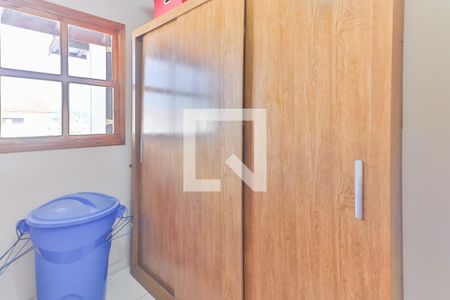 Casa à venda com 212m², 6 quartos e 2 vagasQuarto 3