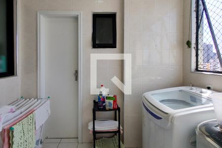 Apartamento para alugar com 122m², 3 quartos e 1 vagaÁrea de Serviço