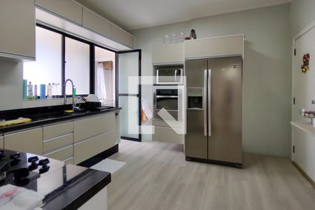 Apartamento para alugar com 122m², 3 quartos e 1 vagaCozinha