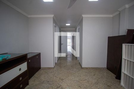 Apartamento à venda com 250m², 3 quartos e 2 vagasSuíte 1