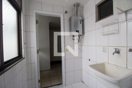 Apartamento à venda com 250m², 3 quartos e 2 vagasCozinha e Área de Serviço