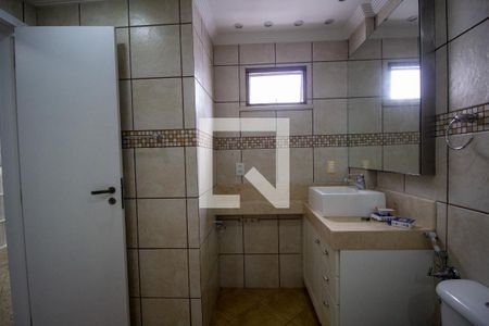 Apartamento à venda com 250m², 3 quartos e 2 vagasBanheiro da Suíte 1