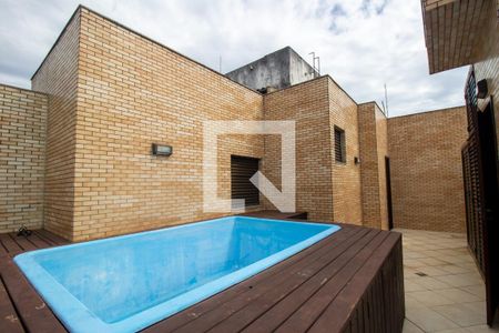 Apartamento à venda com 250m², 3 quartos e 2 vagasPiscina
