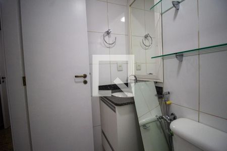 Apartamento à venda com 250m², 3 quartos e 2 vagasBanheiro da Suíte 2