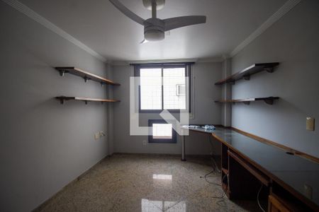 Apartamento à venda com 250m², 3 quartos e 2 vagasSuíte 3