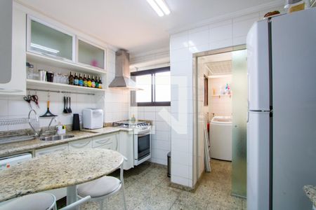 Apartamento para alugar com 79m², 3 quartos e 2 vagas Apartamento para alugar com 79m², 3 quartos e 2 vagasCozinha