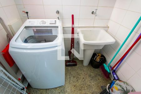 Apartamento para alugar com 79m², 3 quartos e 2 vagas Apartamento para alugar com 79m², 3 quartos e 2 vagasÁrea de serviço