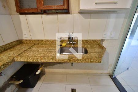 Casa à venda com 240m², 4 quartos e 1 vagaCozinha 2