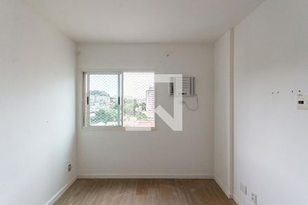 Suíte de apartamento à venda com 2 quartos, 72m² em Tijuca, Rio de Janeiro