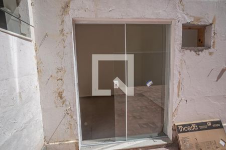 Apartamento para alugar com 70m², 3 quartos e sem vagaCobertura térrea