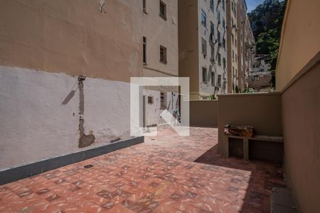 Apartamento para alugar com 70m², 3 quartos e sem vagaCobertura térrea