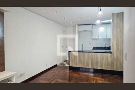 Sala de apartamento para alugar com 3 quartos, 73m² em Usina Piratininga, São Paulo