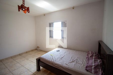 Casa à venda com 250m², 2 quartos e 2 vagasQuarto 2