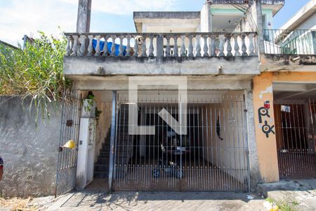 Casa à venda com 250m², 2 quartos e 2 vagasFachada