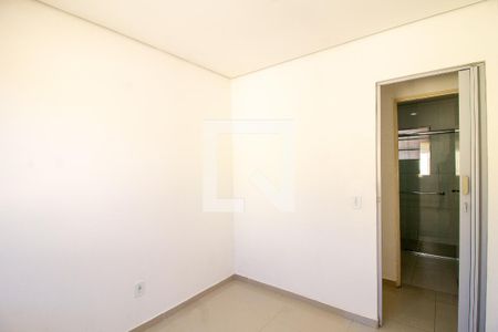 Quarto 2 de casa de condomínio para alugar com 2 quartos, 35m² em Vila Nova Bonsucesso, Guarulhos