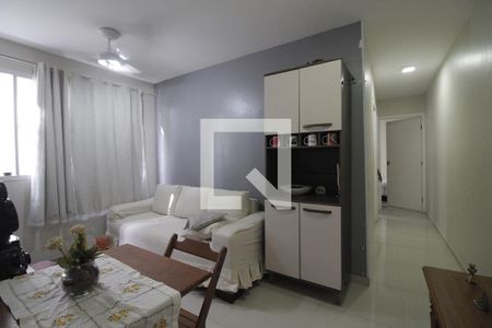 Sala de apartamento para alugar com 2 quartos, 42m² em Gardênia Azul, Rio de Janeiro