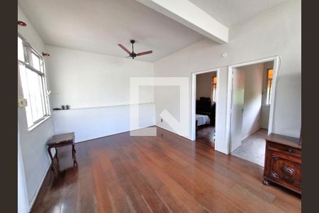 Sala de casa para alugar com 2 quartos, 100m² em Penha Circular, Rio de Janeiro