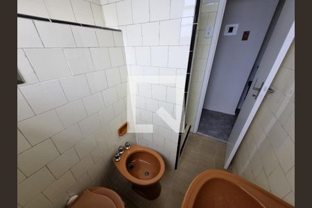 Banheiro de casa para alugar com 2 quartos, 100m² em Penha Circular, Rio de Janeiro