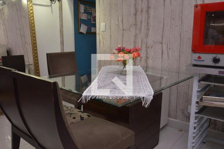 Casa à venda com 176m², 3 quartos e 2 vagasCopa