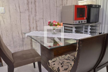 Casa à venda com 176m², 3 quartos e 2 vagasCopa