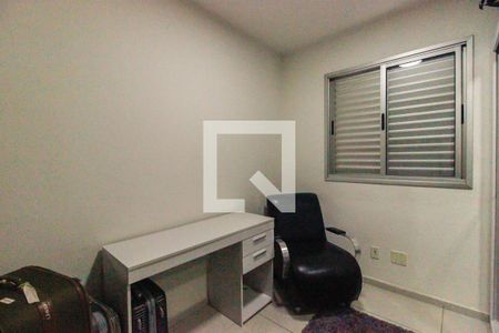 Quarto 2 de apartamento para alugar com 2 quartos, 52m² em Vila Moreira, São Paulo