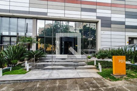 Apartamento à venda com 77m², 2 quartos e 2 vagasFachada e portaria