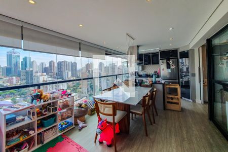 Apartamento à venda com 77m², 2 quartos e 2 vagasVaranda Cozinha