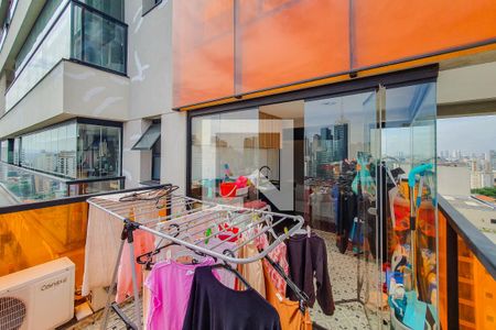 Apartamento à venda com 77m², 2 quartos e 2 vagasVaranda 2 quintal