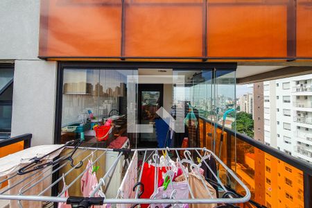 Apartamento à venda com 77m², 2 quartos e 2 vagasVaranda 2 quintal