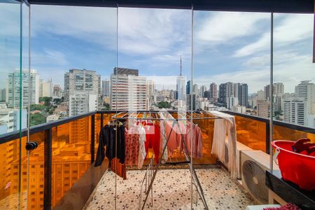Apartamento à venda com 77m², 2 quartos e 2 vagasVaranda 2 quintal