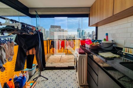 Apartamento à venda com 77m², 2 quartos e 2 vagasVaranda 2 A serviço