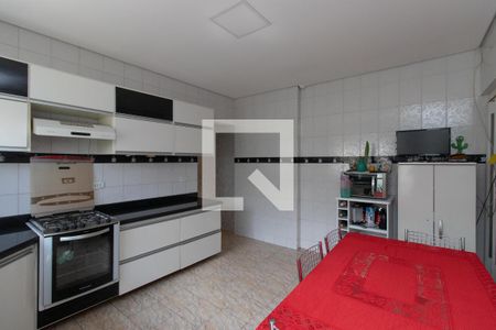 Casa à venda com 155m², 2 quartos e 2 vagas Casa à venda com 155m², 2 quartos e 2 vagasCozinha