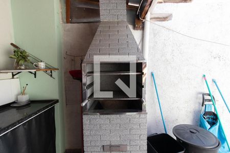 Casa à venda com 155m², 2 quartos e 2 vagas Casa à venda com 155m², 2 quartos e 2 vagasChurrasqueira