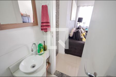 Apartamento à venda com 69m², 2 quartos e 1 vagaBanheiro 2