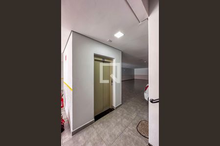 Apartamento para alugar com 49m², 2 quartos e 1 vagaGaragem e Acesso