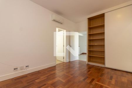 Suíte 1 de casa para alugar com 3 quartos, 79m² em Pinheiros, São Paulo