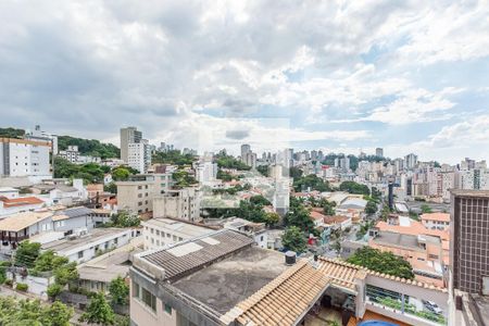 Sala de apartamento à venda com 2 quartos, 72m² em Vila Paris, Belo Horizonte