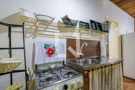 Cozinha de kitnet/studio para alugar com 0 quarto, 28m² em Aberta dos Morros, Porto Alegre