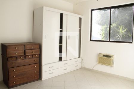 Quarto 2 de casa de condomínio à venda com 4 quartos, 594m² em Itanhangá, Rio de Janeiro