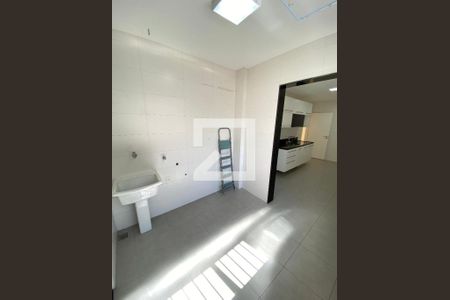 Apartamento à venda com 150m², 3 quartos e 1 vagaÁrea de Serviço