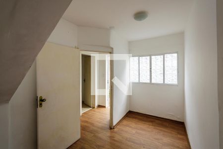 Sala de casa à venda com 4 quartos, 180m² em Petrópolis, Porto Alegre