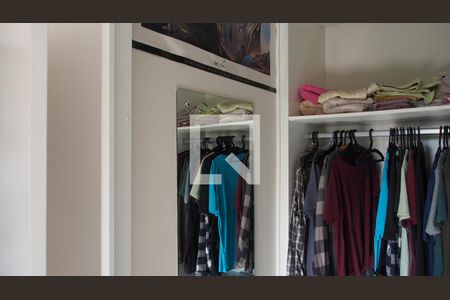 Apartamento para alugar com 66m², 2 quartos e 1 vagaCloset do quarto 2