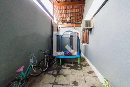 Casa de condomínio para alugar com 330m², 5 quartos e 3 vagas Casa de condomínio para alugar com 330m², 5 quartos e 3 vagasGaragem/Varanda