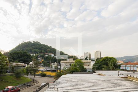 Casa de condomínio para alugar com 330m², 5 quartos e 3 vagas Casa de condomínio para alugar com 330m², 5 quartos e 3 vagasVista da Varanda do Quarto 4
