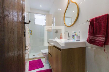 Casa de condomínio para alugar com 330m², 5 quartos e 3 vagas Casa de condomínio para alugar com 330m², 5 quartos e 3 vagasBanheiro Social 1